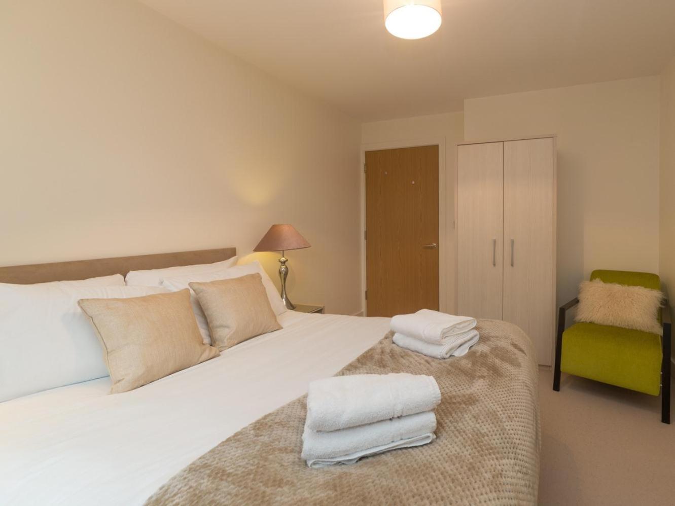 Central Tower Bridge Apartment Лондон Стая снимка